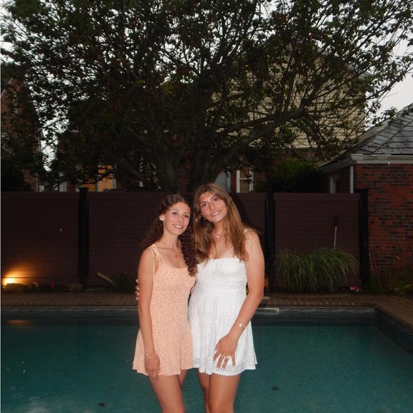 About me - Picture 1 of 1